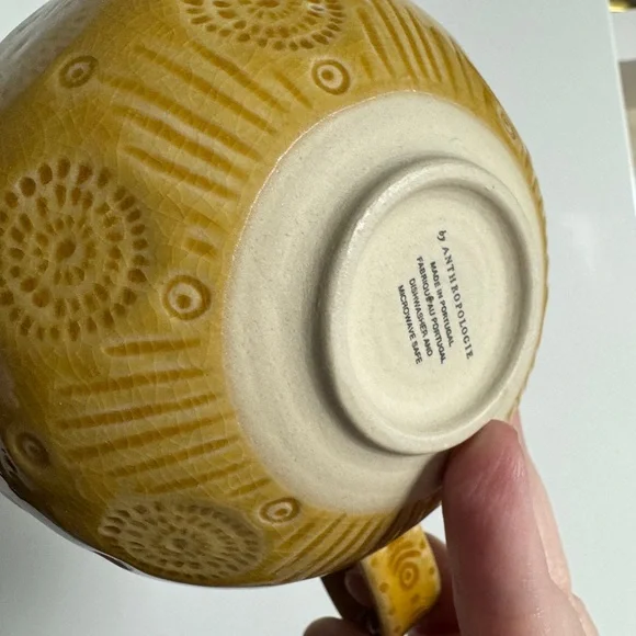 Old Havana Mug Set in Gold Mustard - Picture 8 of 13